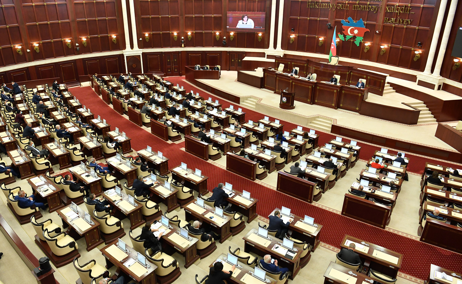 Parlamentin komitə sədrləri AZAL-ı tənqid etdi